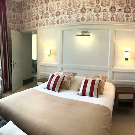 Bed & Breakfast Chateau De La Gauderie 4*