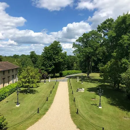 Chateau De La Gauderie Bed & Breakfast 4*